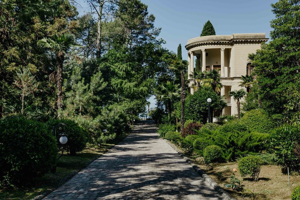 general-main-building