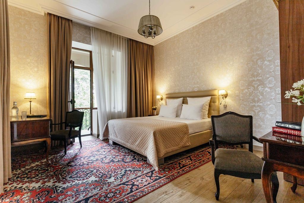 rooms-apartment-3-rooms-terrace-parkmountain