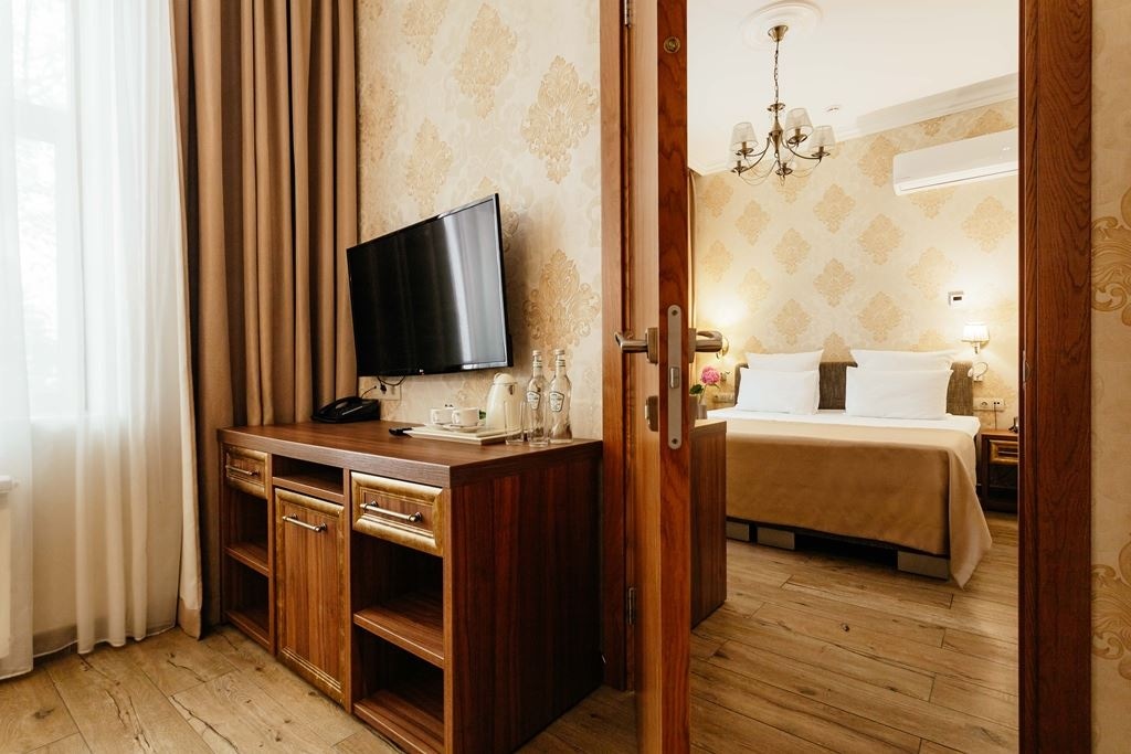 rooms-suite-2-rooms-without-balcony-parkmountain