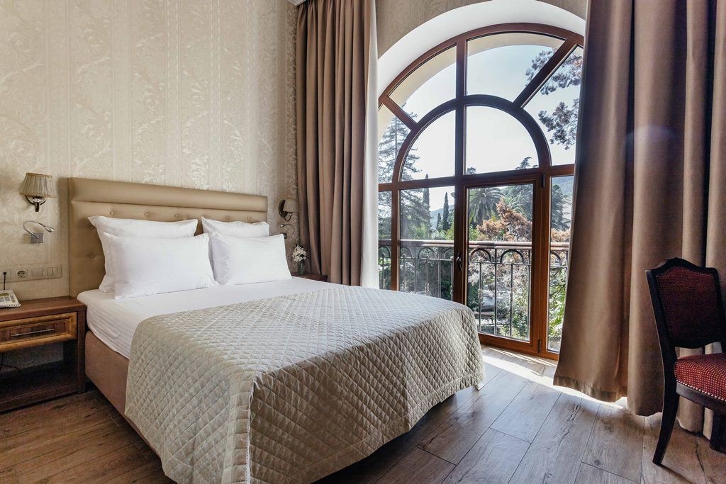 rooms-suite-2-rooms-without-balcony-sea-viewpark