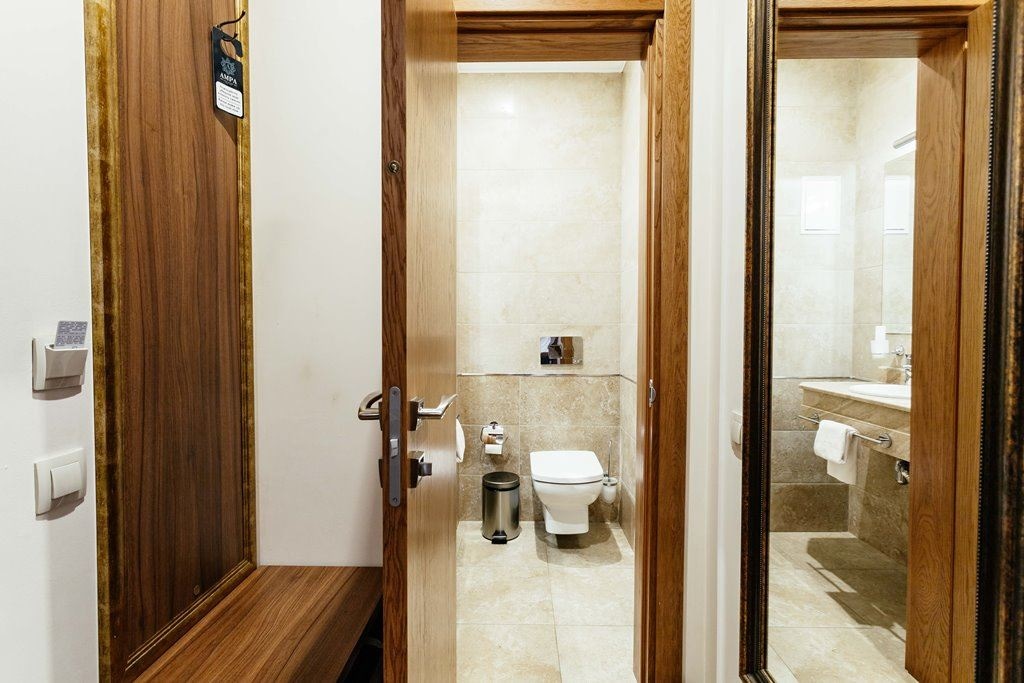 rooms-suite-2-rooms-balcony-sea-view