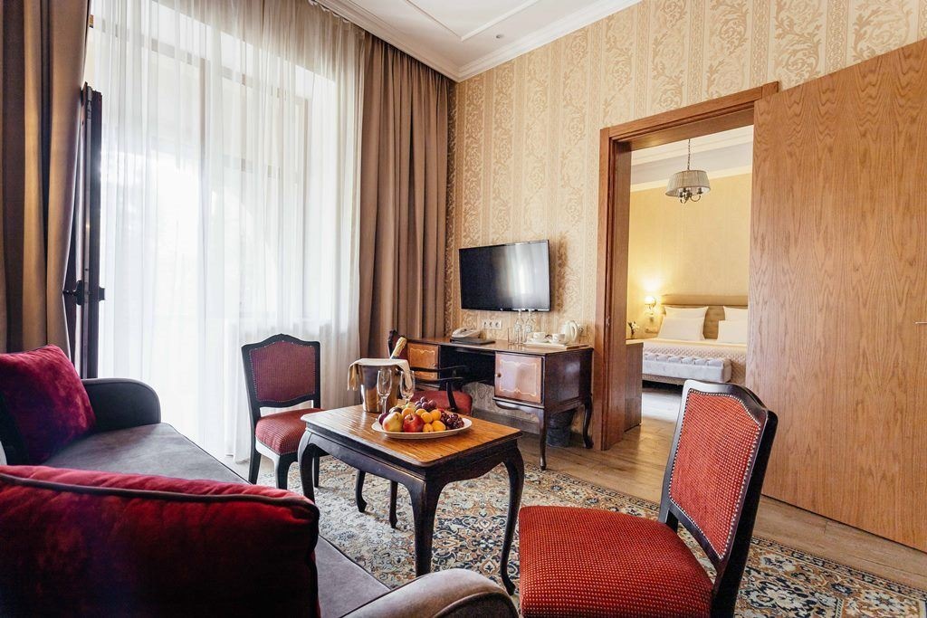 rooms-suite-2-rooms-balcony-sea-viewpark