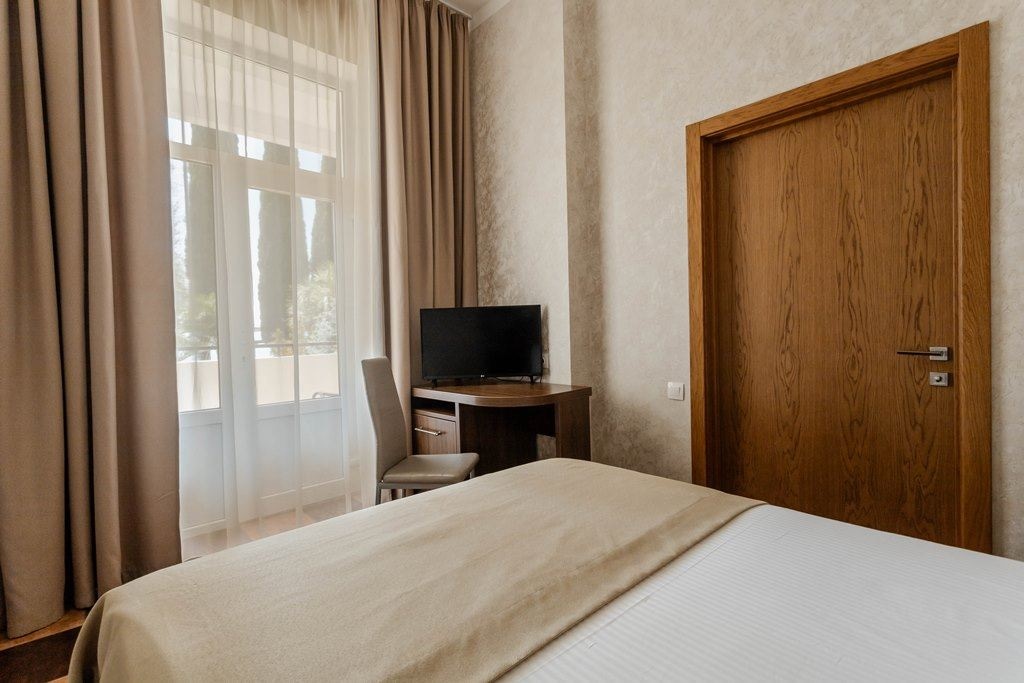 rooms-family-suite-balcony-sea-view