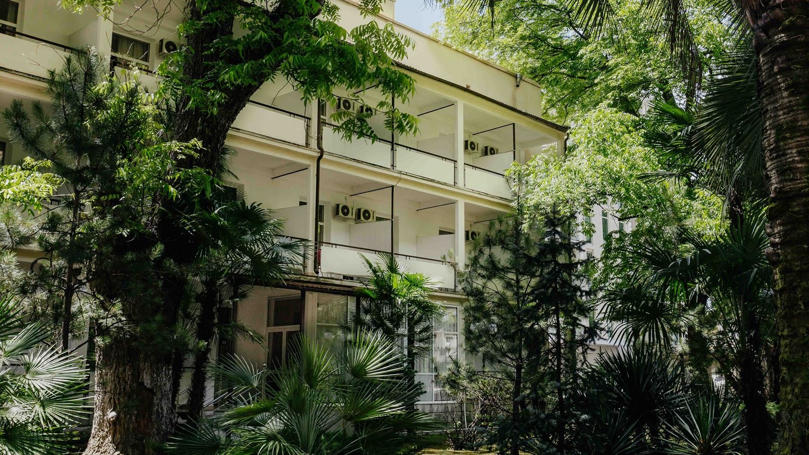 general-main-building