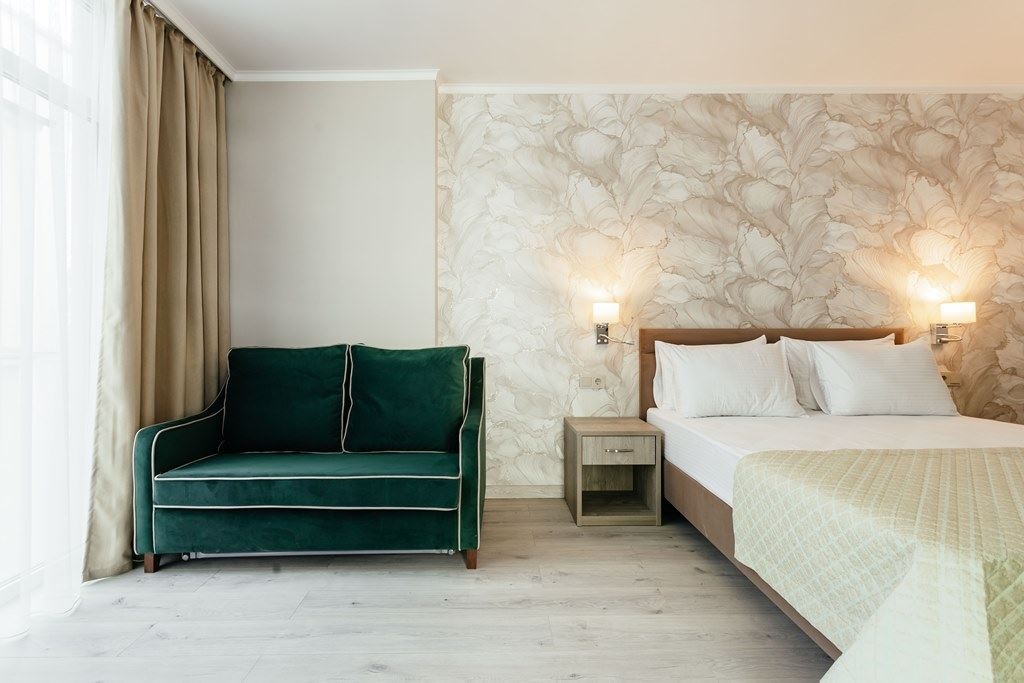 rooms-superior-balcony-mountain-view