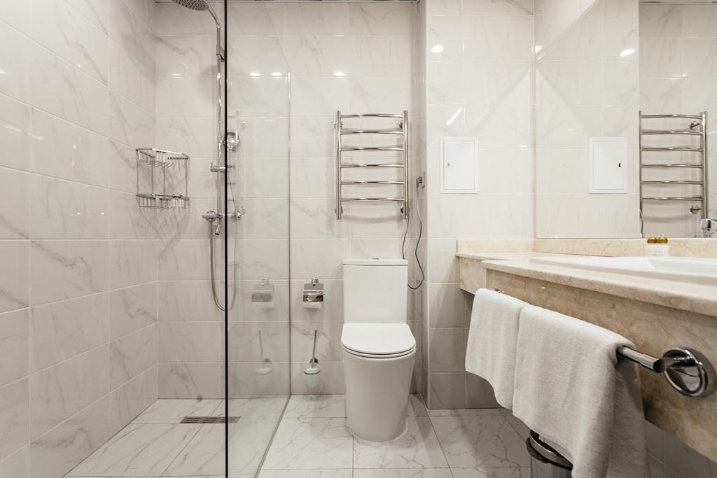 rooms-superior-balcony-mountain-view