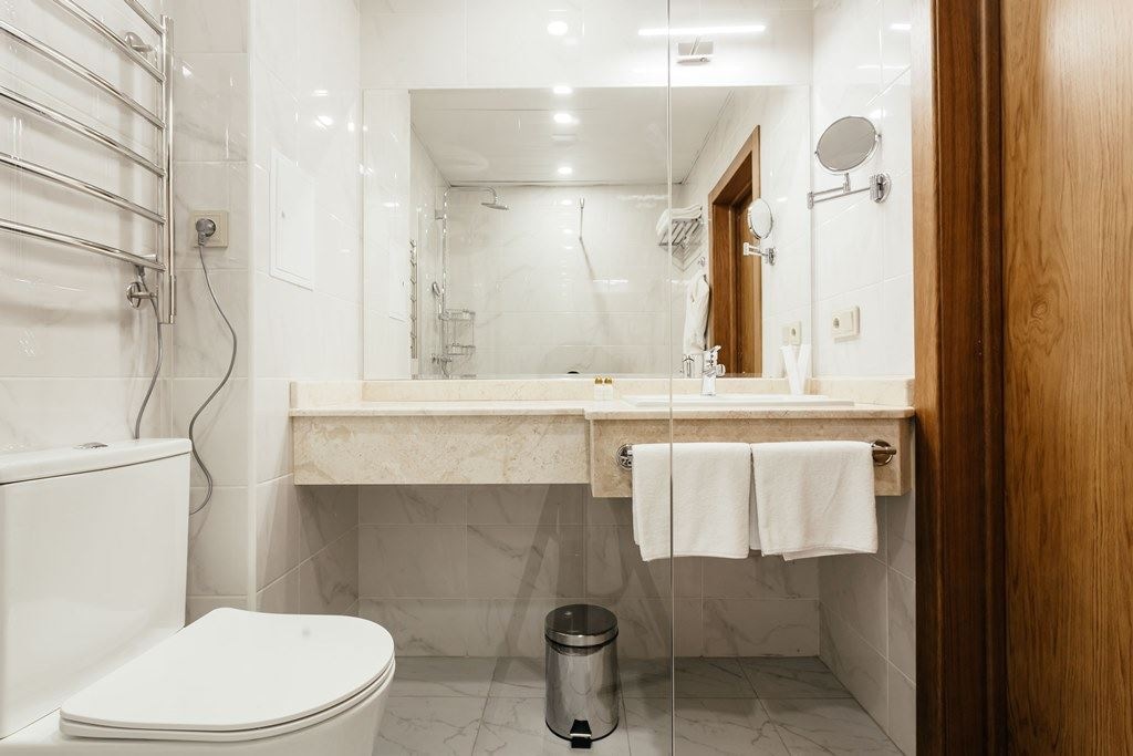 rooms-superior-balcony-mountain-view