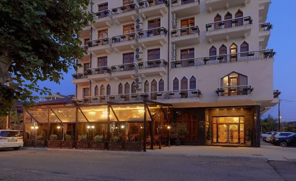 general-main-building