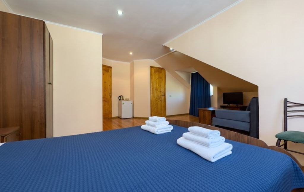 rooms-standart-balcony