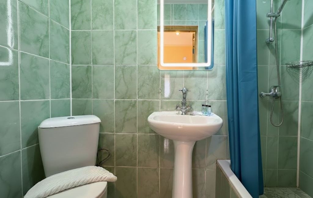 rooms-luxe-without-balcony