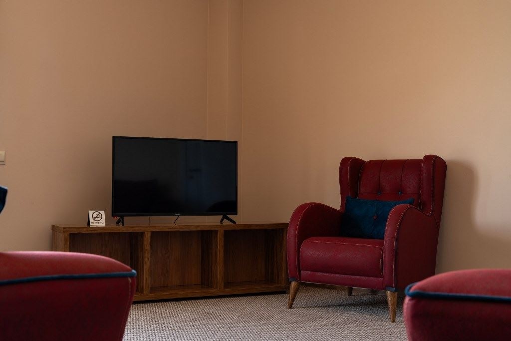 rooms-junor-with-balcony-and-sea-weiu