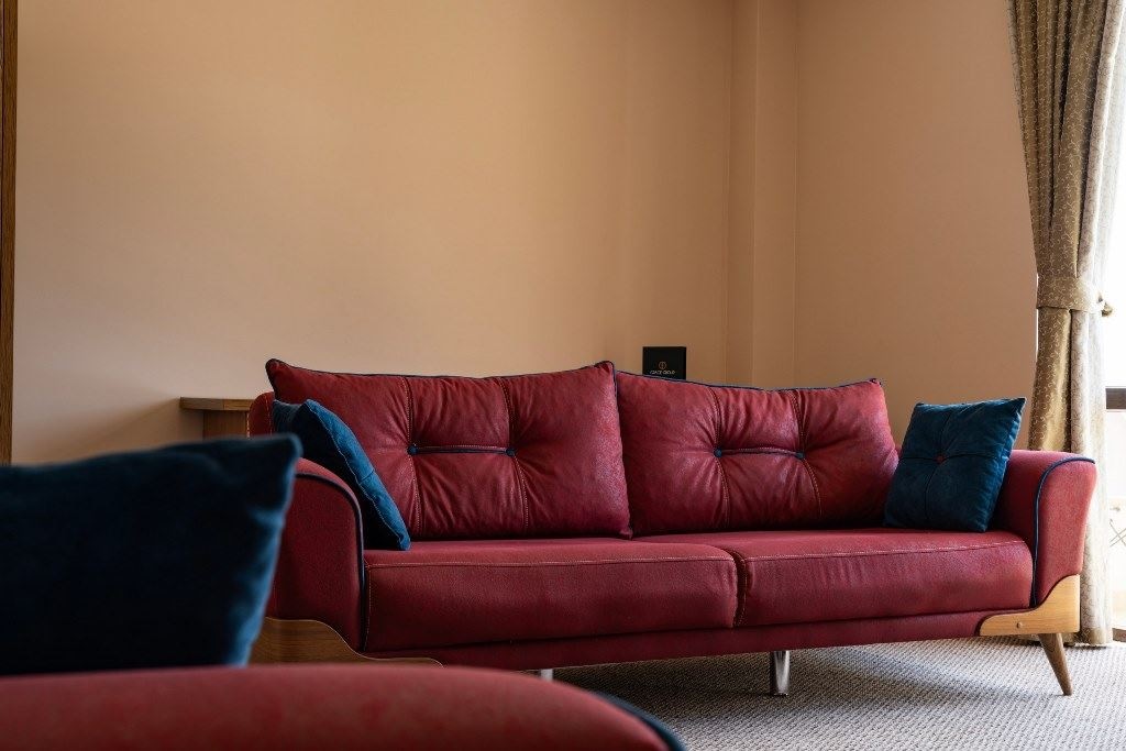 rooms-junor-with-balcony-and-sea-weiu