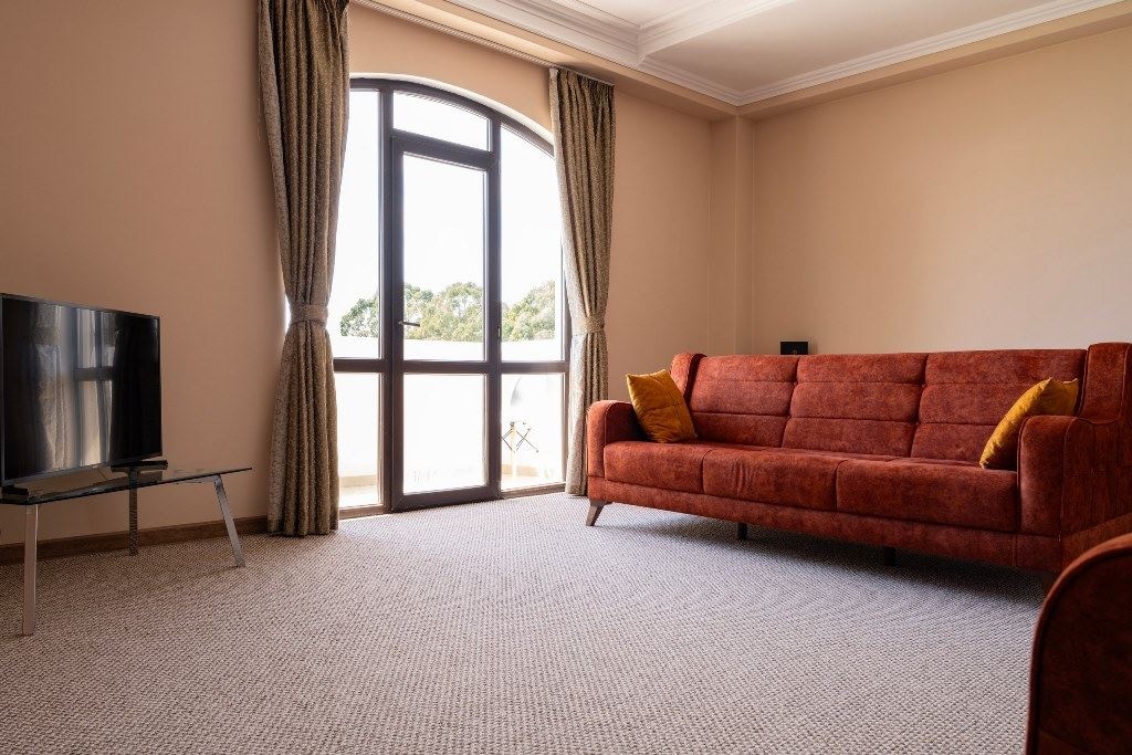 rooms-junor-with-balcony-and-sea-weiu