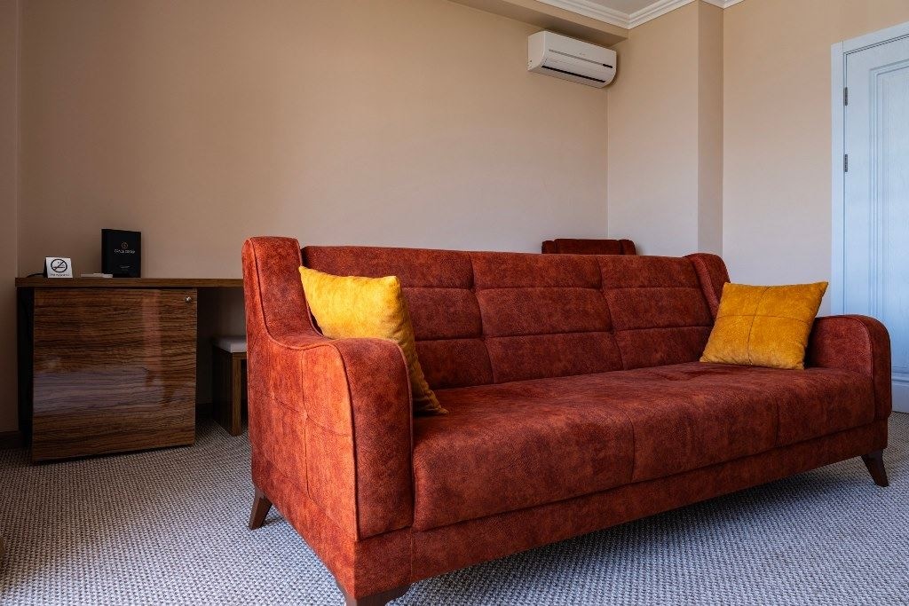 rooms-junor-with-balcony-and-sea-weiu