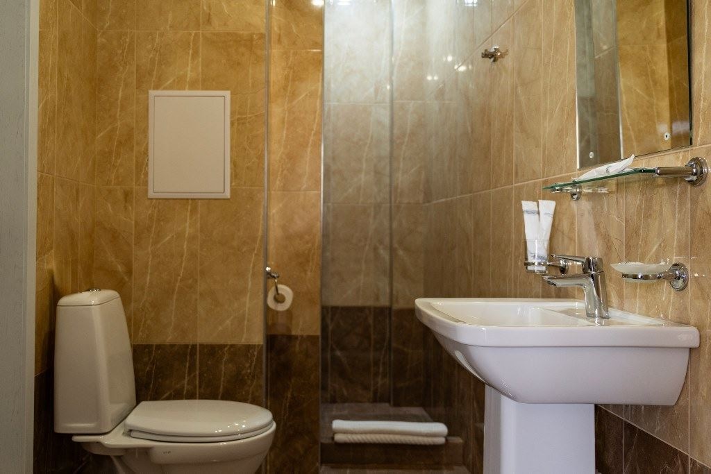 rooms-junor-with-balcony-and-sea-weiu