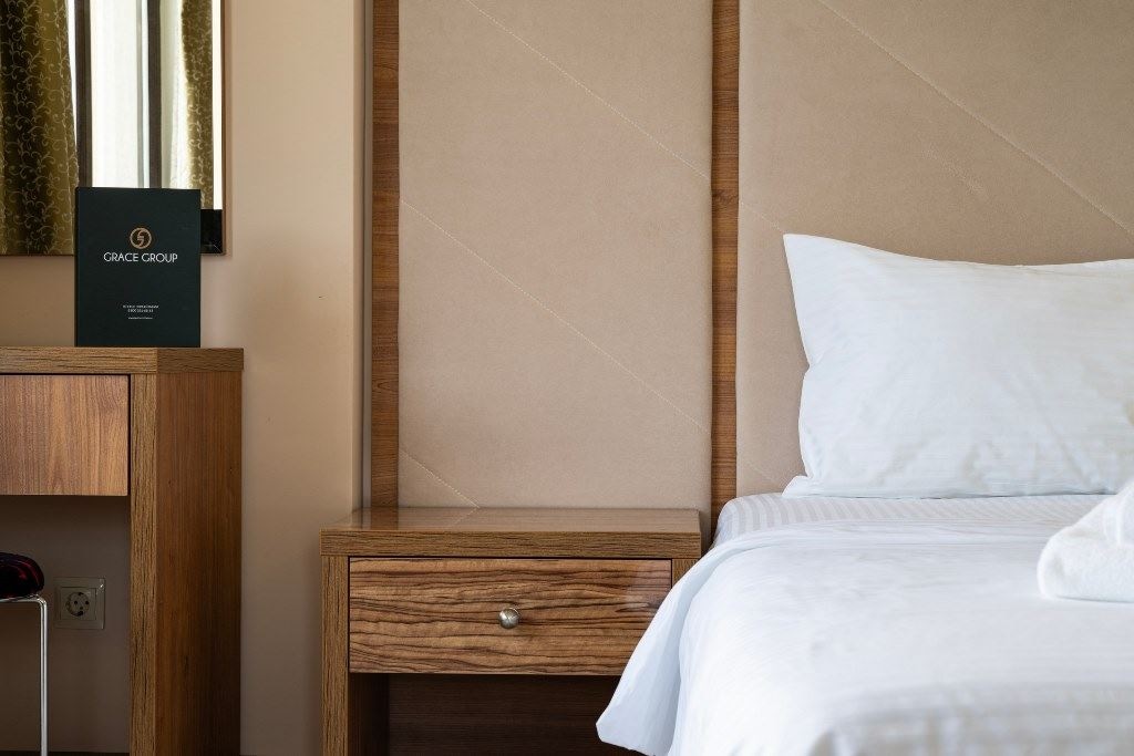 rooms-junor-with-balcony-and-sea-weiu