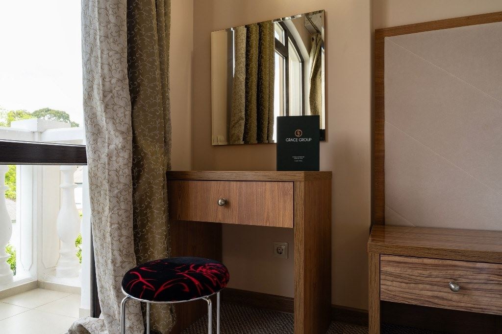 rooms-junor-with-balcony-and-sea-weiu