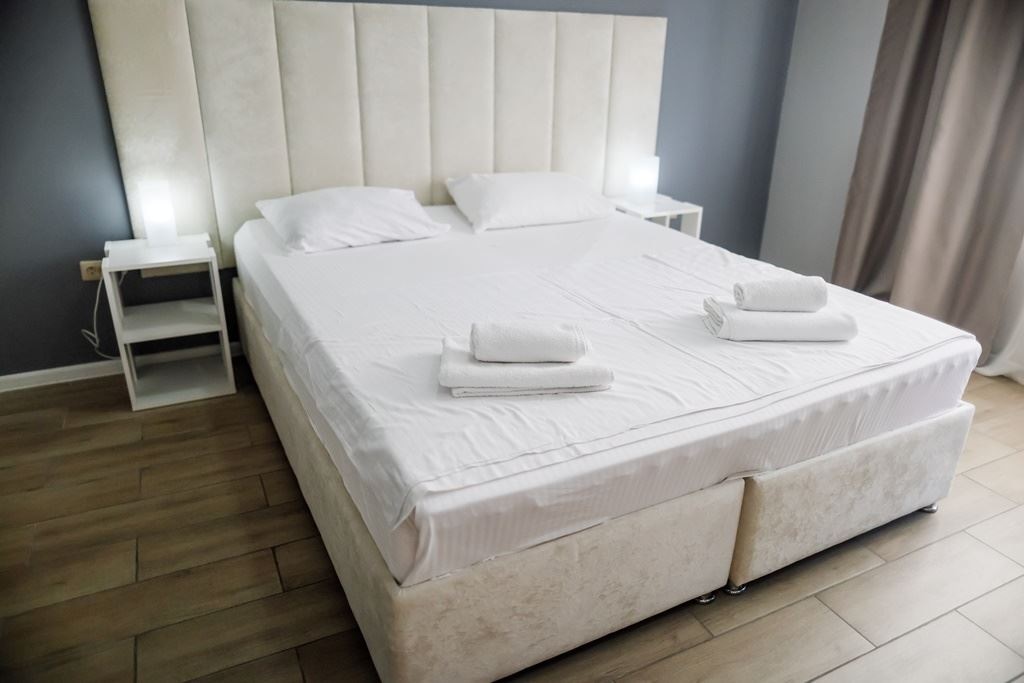 rooms-comfort-balcony-sea-view