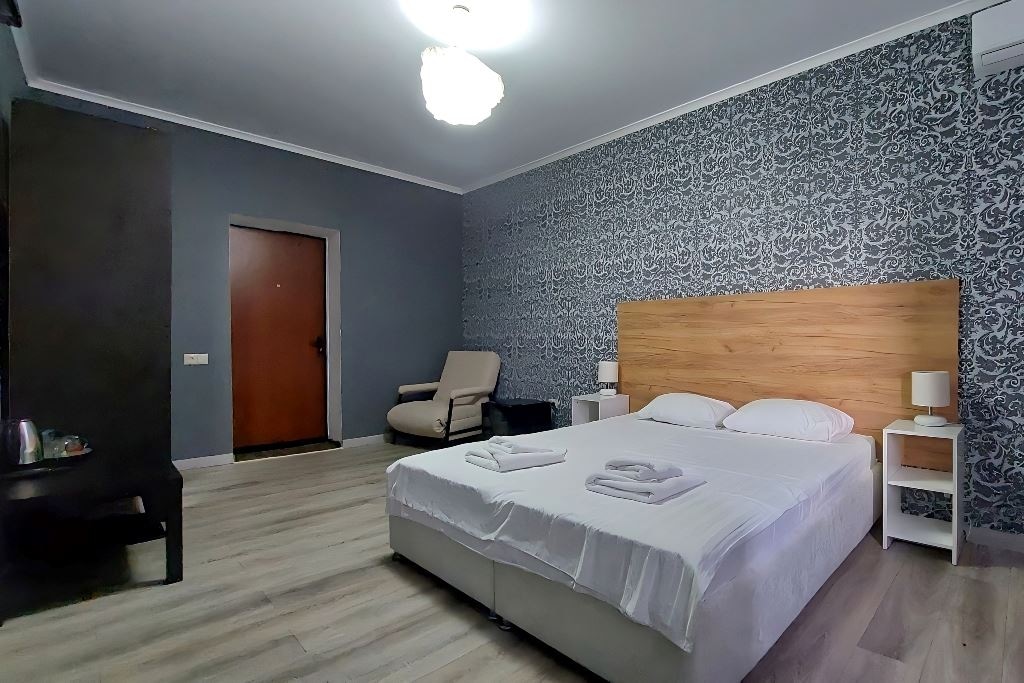 rooms-comfort-terrace