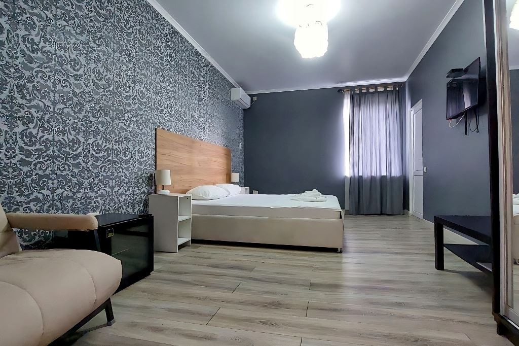 rooms-comfort-terrace