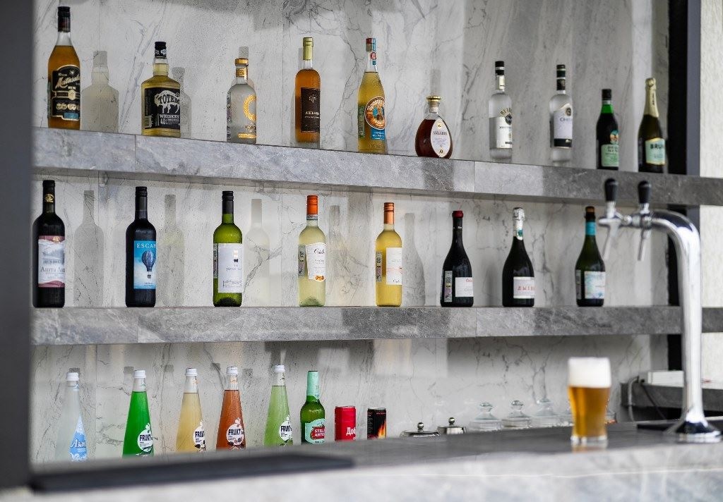 restaurants-restaurant