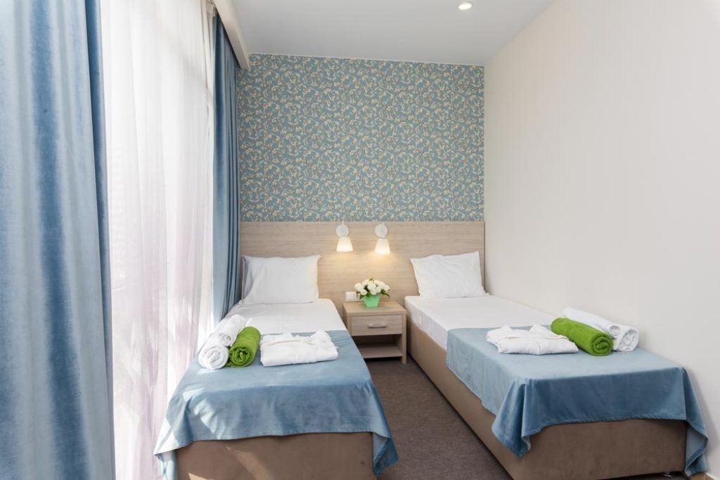 rooms-family-suite-twin