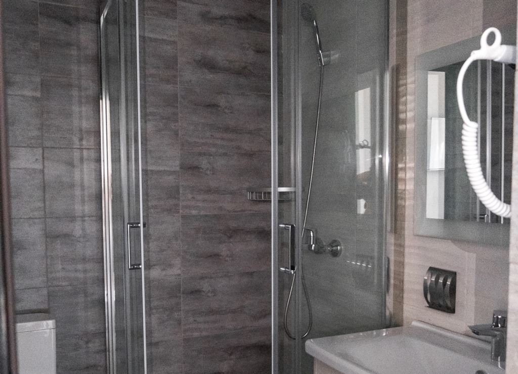 rooms-suite