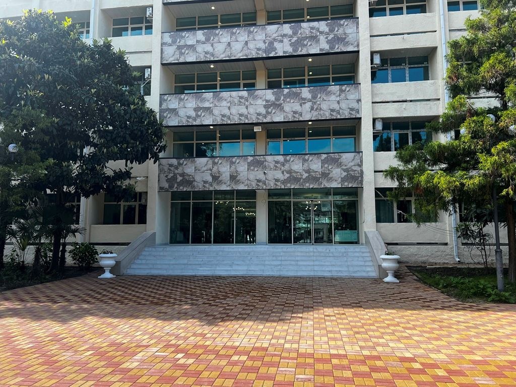 general-main-building