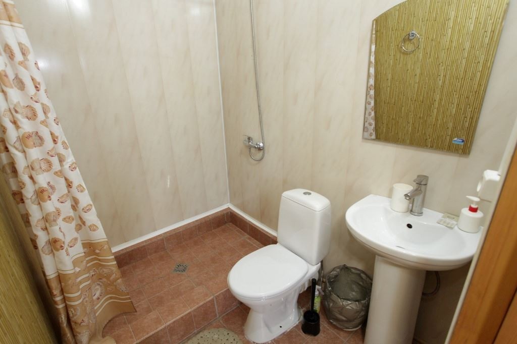 rooms-room-with-balcony