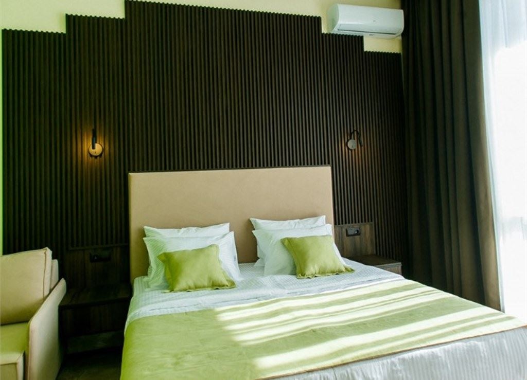 rooms-comfort-dbl-park-view-balcony