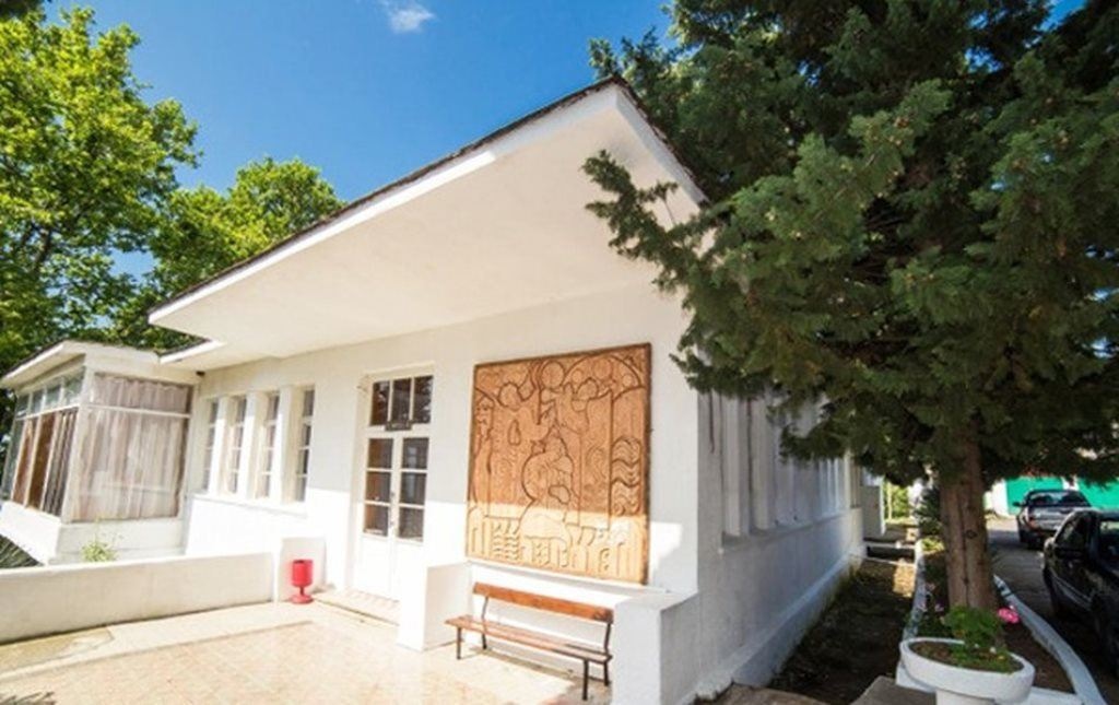 general-main-building