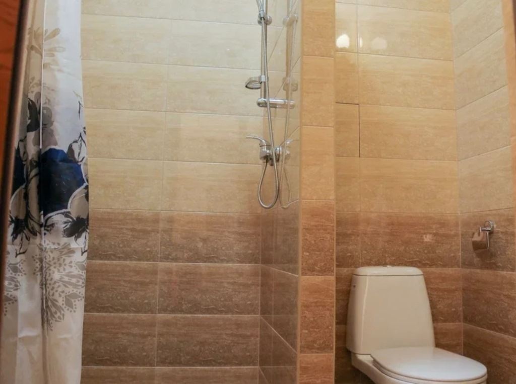 rooms-delux-with-balcony-with-scver