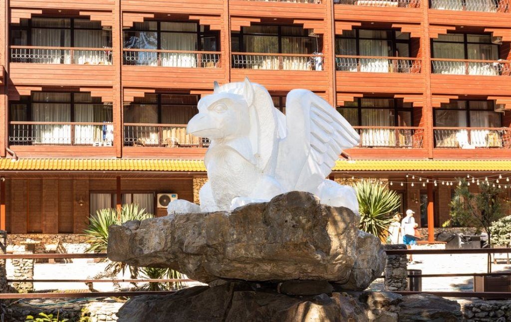 general-main-building