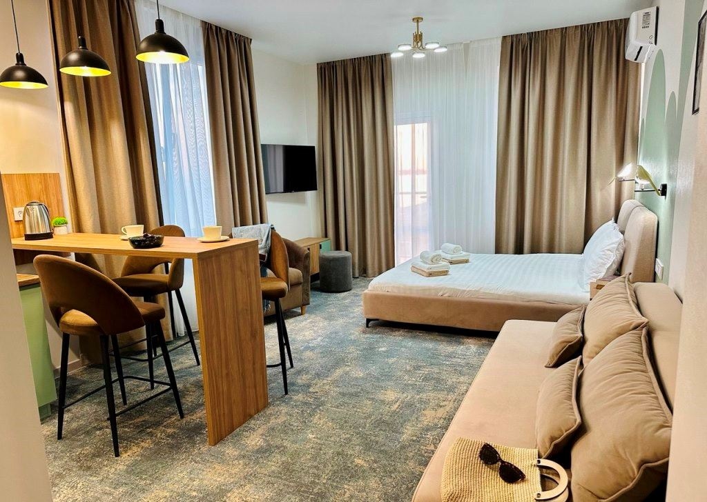 rooms-apartament-balcony-sea