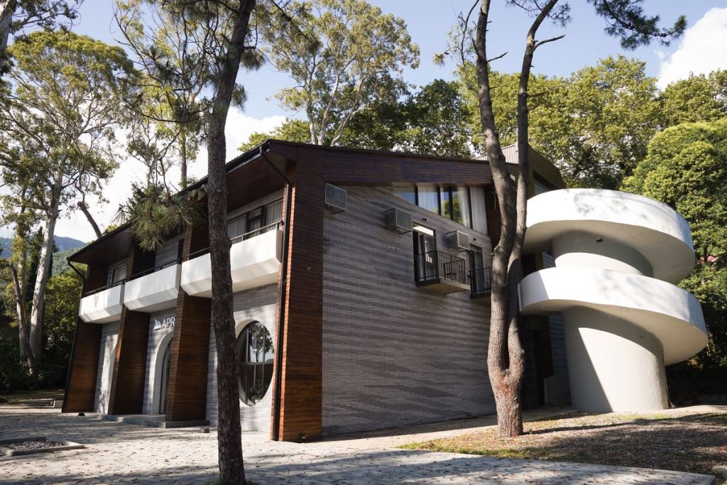 general-main-building