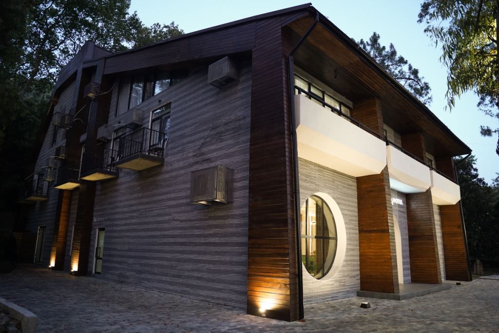 general-main-building