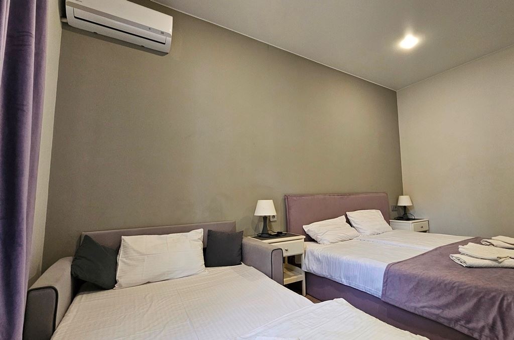 rooms-standart-with-balcony-extra-bed