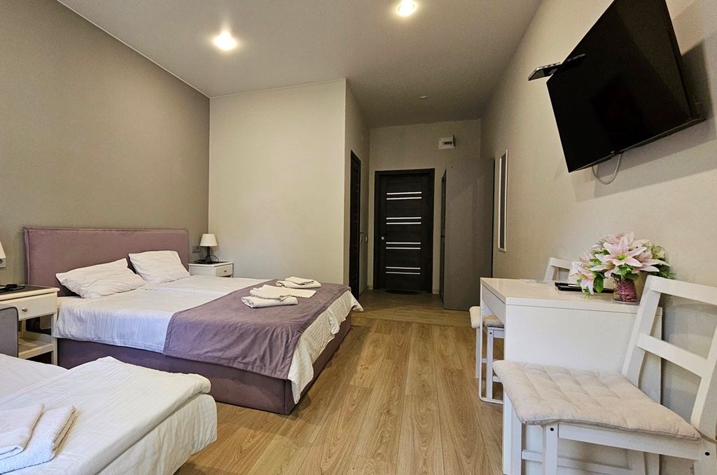 rooms-standart-with-balcony-extra-bed