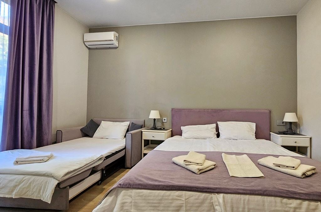 rooms-standart-with-balcony-extra-bed