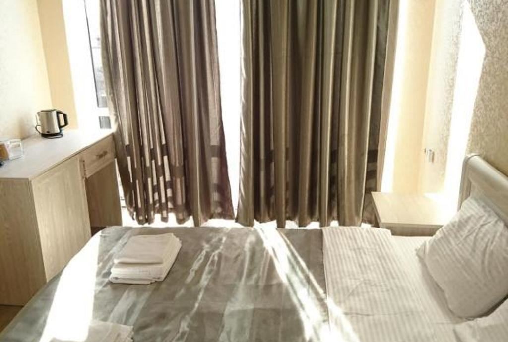 rooms-standart-dbl-with-balcony