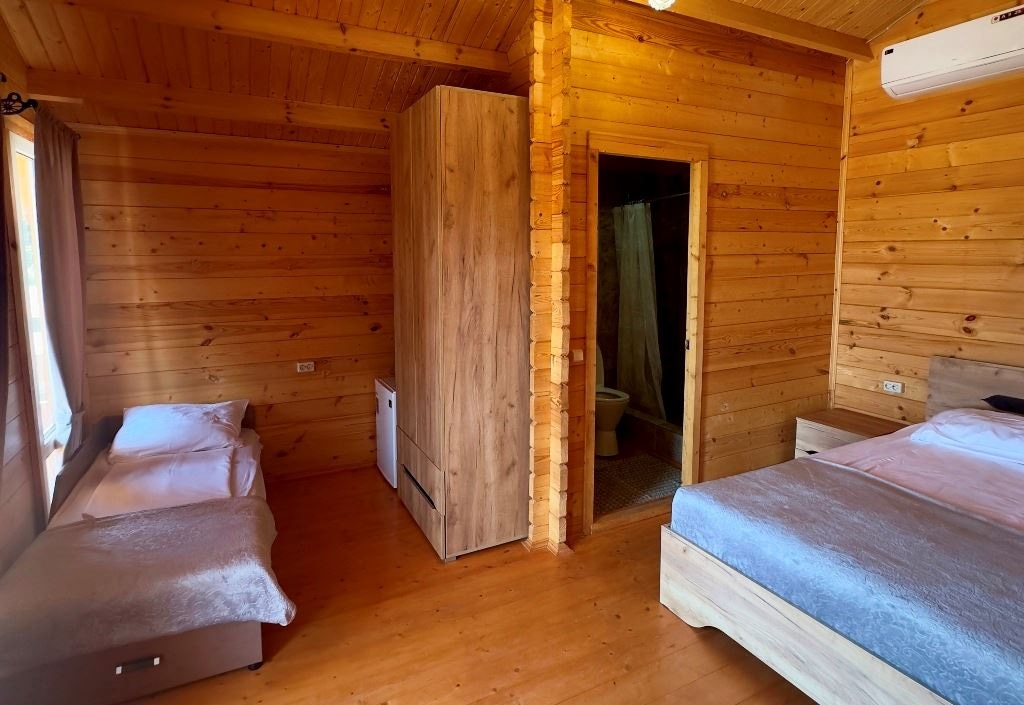 rooms-eco-house