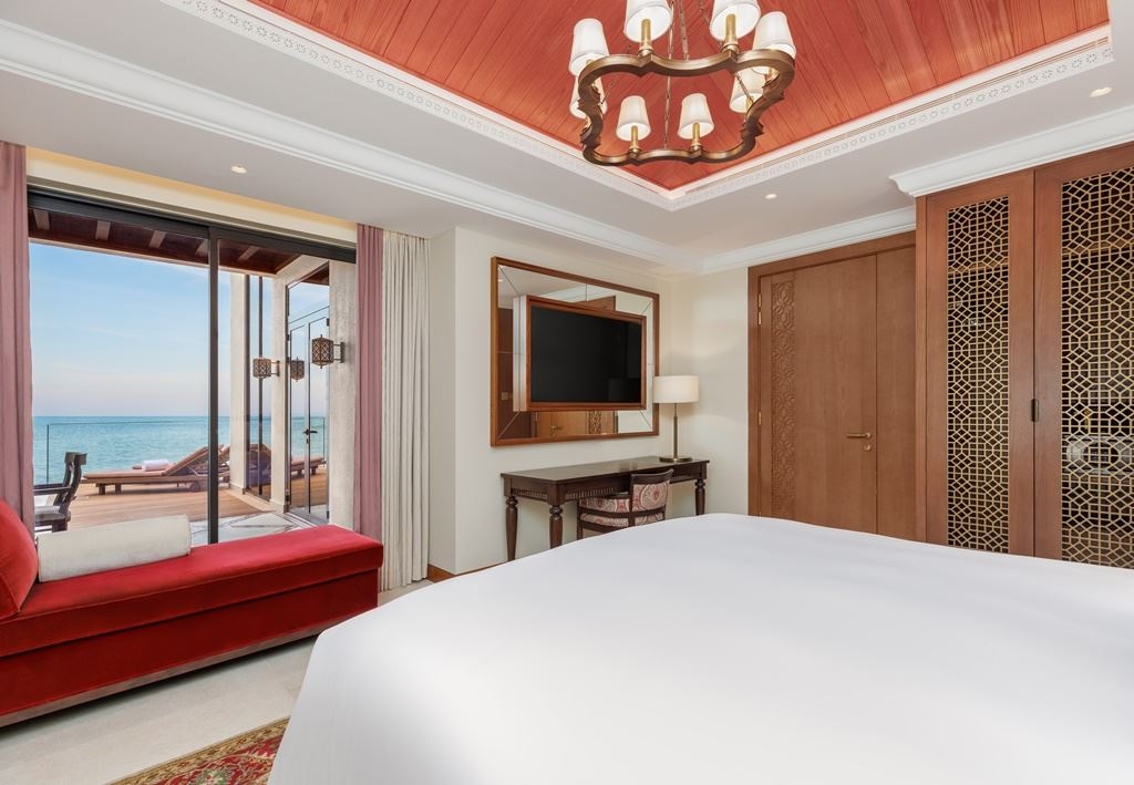 rooms-three-bedrooms-water-villa