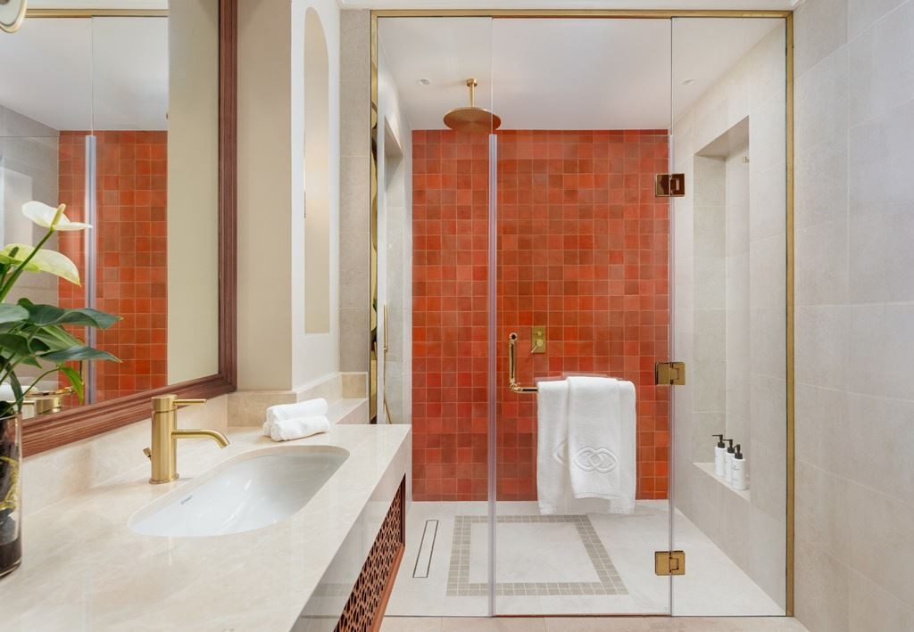 rooms-three-bedrooms-royal-water-villas