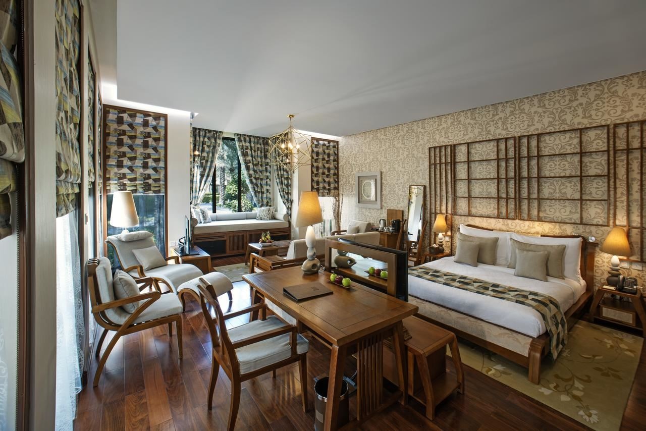 rooms-executive-suite