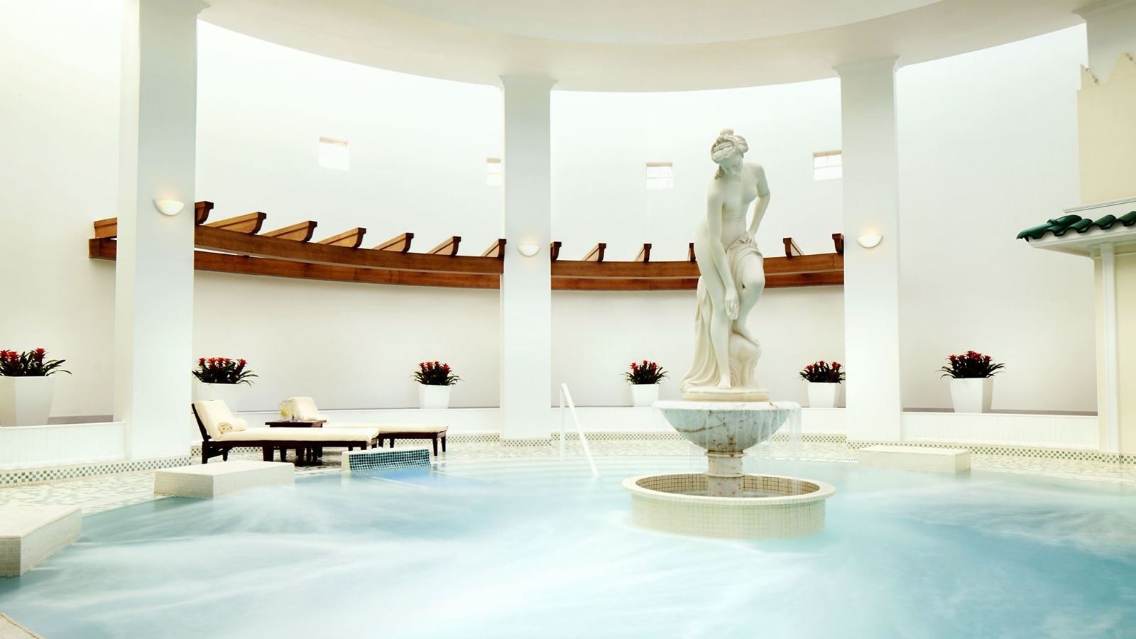 pools-indoor-pool