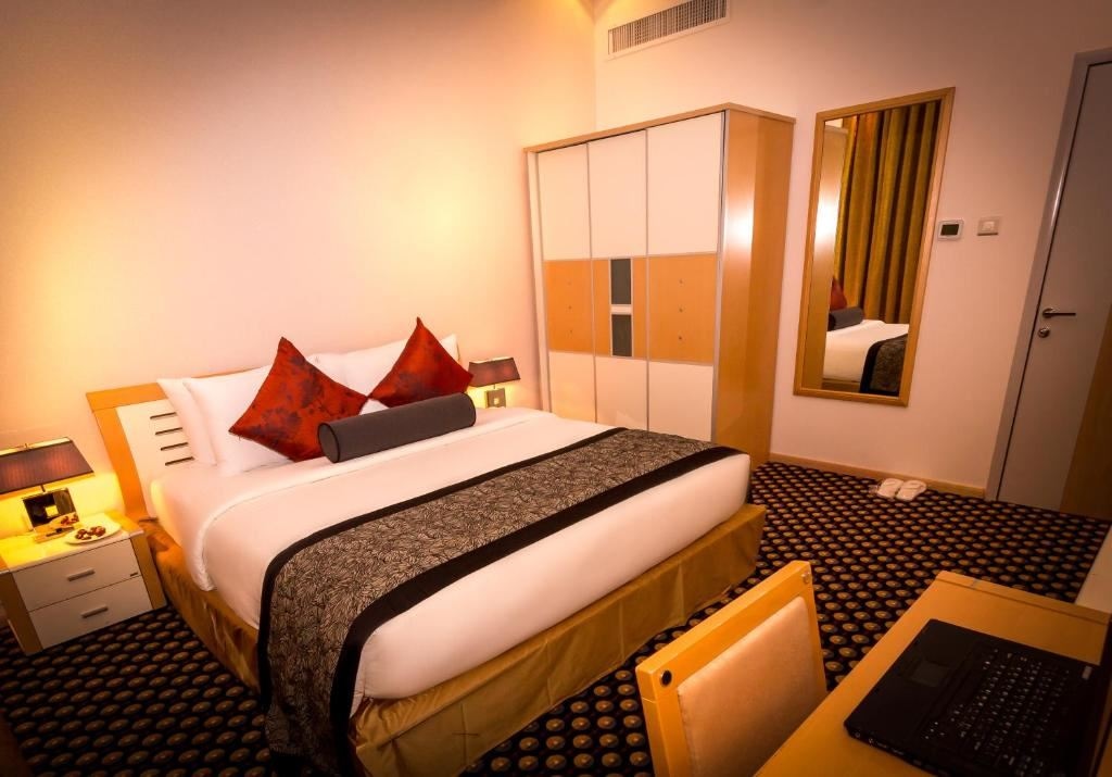 rooms-one-bedroom-suite