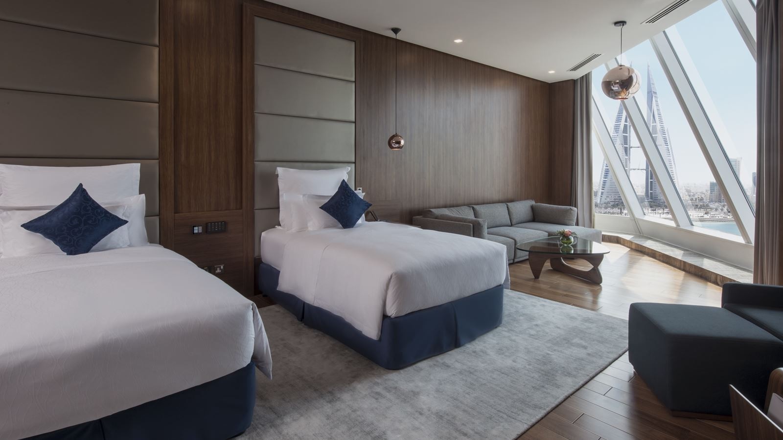 rooms-junior-suite-with-extra-bed