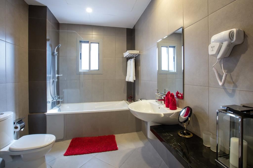 rooms-superior-suite