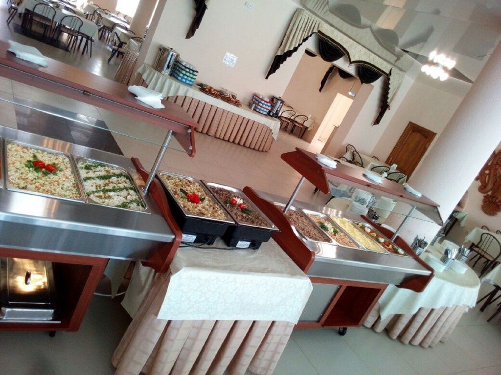 restaurants-obedenniy-zal