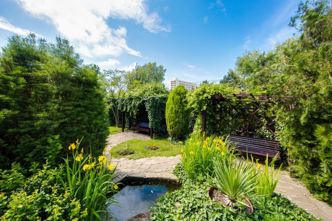 general-main-building